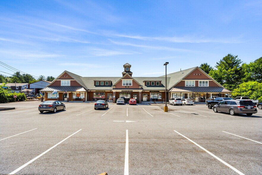 More Photos Of 300 Newburyport Tpke, Rowley Freestanding For Lease