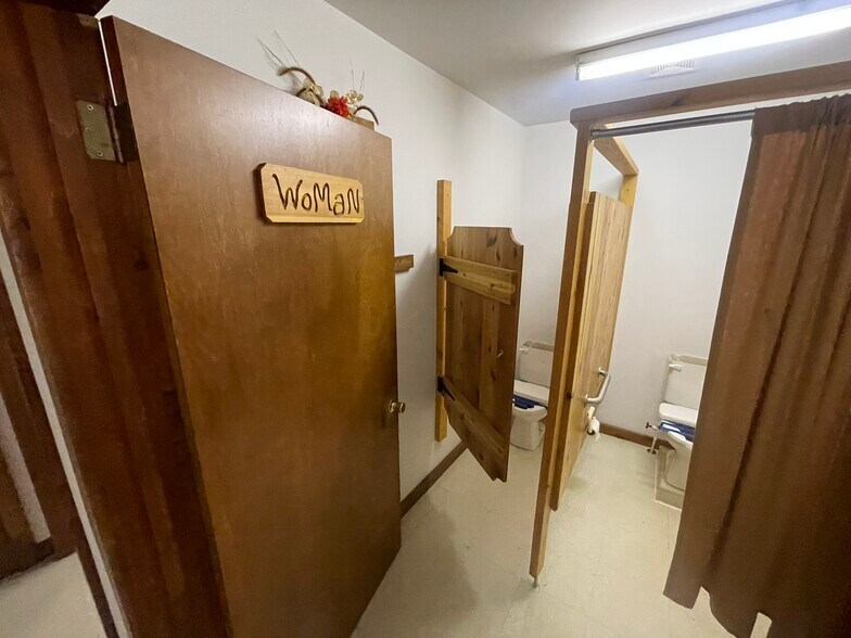 More Photos Of 853 Fairview Rd, Howard Apartments For Sale