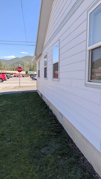 More Photos Of 108 N Division St, Pinehurst Medical For Sale