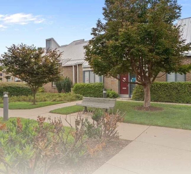 More Photos Of 6201-6215 Executive Blvd, Rockville Medical For Sale