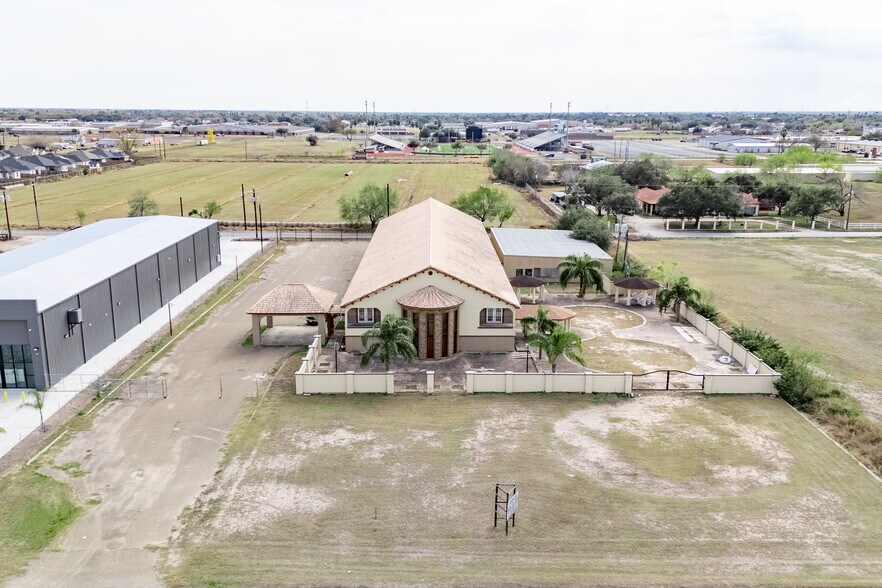 More Photos Of 2301 E Expressway 83, Donna Hotel For Sale