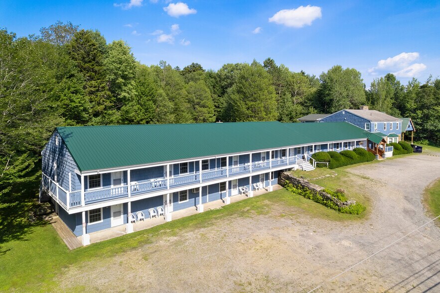 Primary Photo Of 344 Vt Route 100, West Dover Hotel For Sale