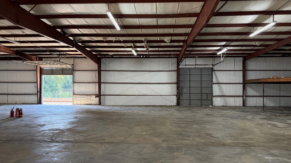 More Photos Of 1620 Tangerine St, Melbourne Unknown For Lease