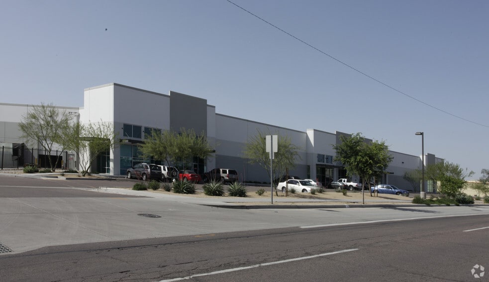 More Photos Of 3425 E Van Buren St, Phoenix Warehouse For Lease