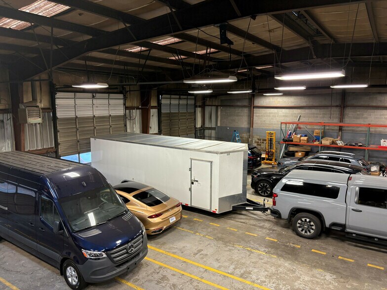 More Photos Of 5000 Kristie Way, Chamblee Distribution For Lease