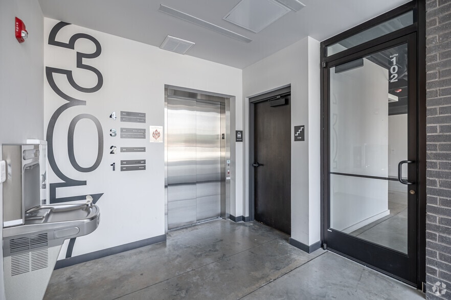 More Photos Of 307 S Main St, Bentonville Office For Lease