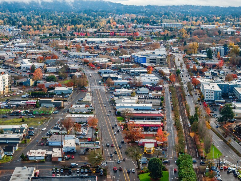 More Photos Of 12850 SW Canyon Rd, Beaverton Medical For Lease