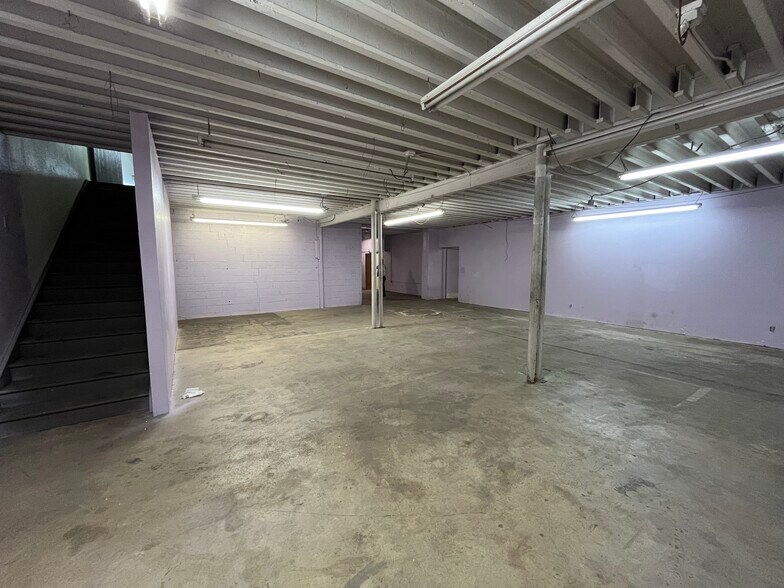 More Photos Of 1901 S Bannock St, Denver Warehouse For Lease