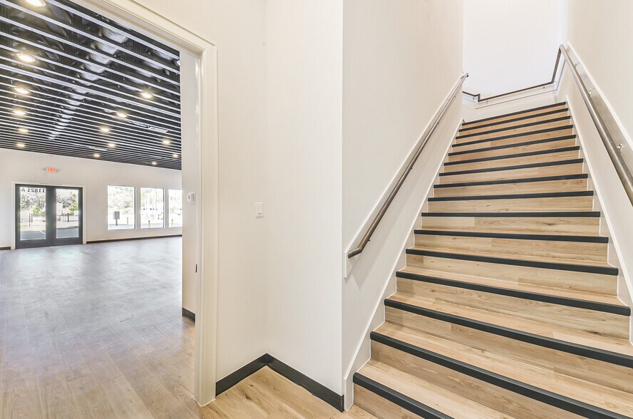 More Photos Of 11821 FM 1488, Magnolia Medical For Sale