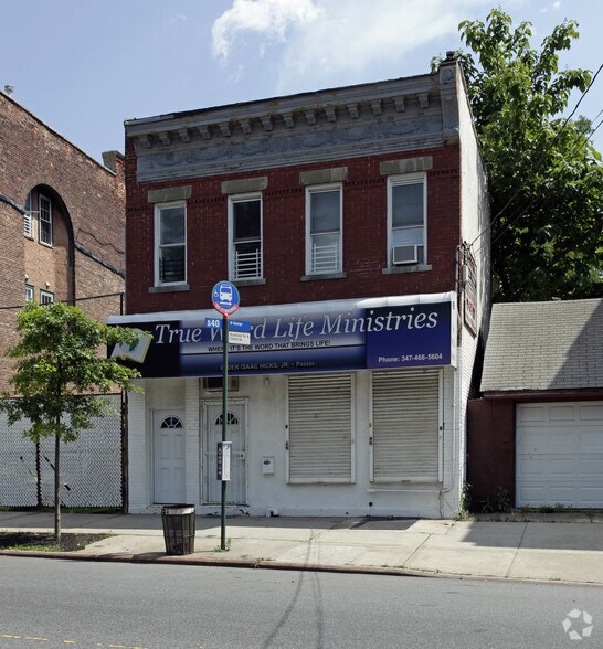 More Photos Of 776 Richmond Ter, Staten Island Storefront Retail Residential For Lease