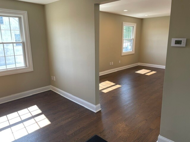More Photos Of 281 Main St, Woodbridge Loft Creative Space For Lease