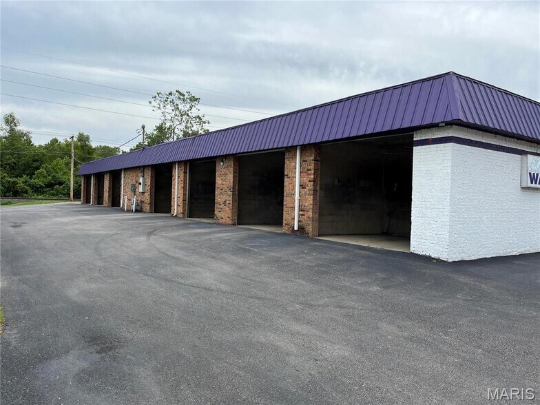 More Photos Of 844 S Morrison Ave, Collinsville Carwash For Sale