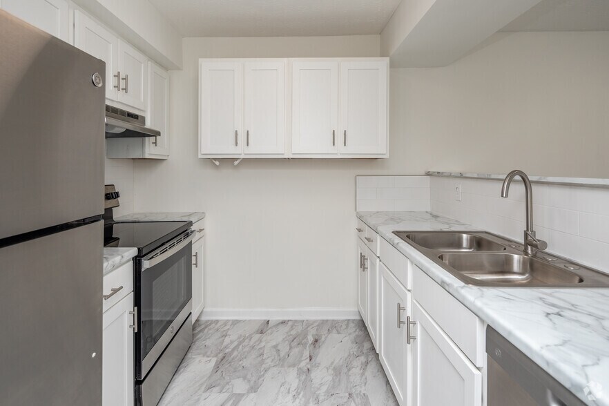 More Photos Of 1045 Fisk Rd, Cookeville Apartments For Sale