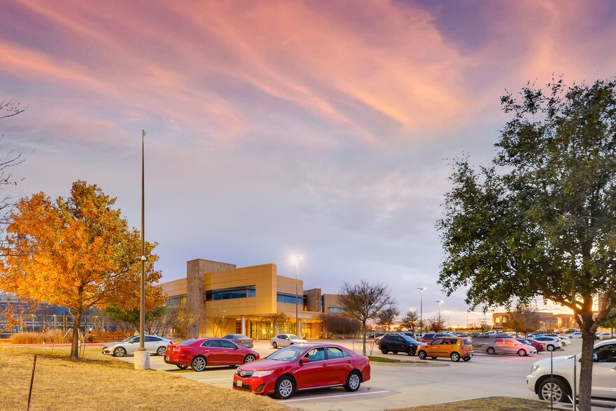 More Photos Of 10840 Texas Health Trl, Fort Worth Medical For Lease