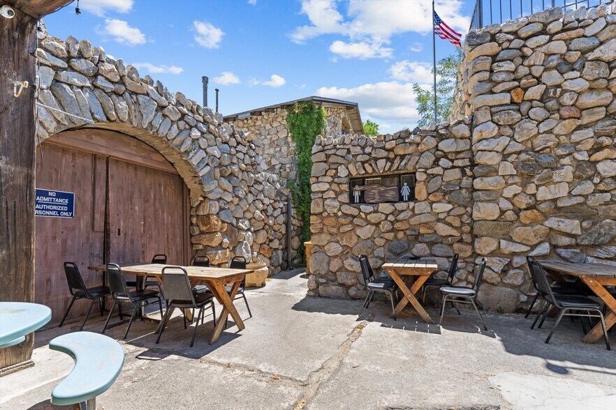 More Photos Of 17539 Elizabeth Lake Rd, Lake Hughes Land For Sale