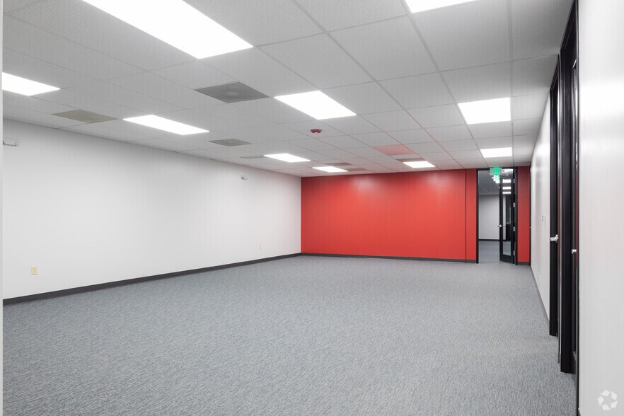 More Photos Of 23 Inverness Way E, Englewood Office For Lease