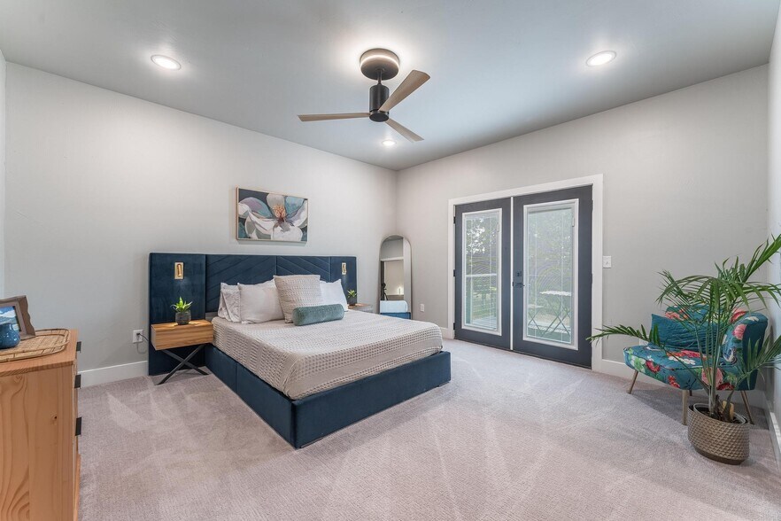 More Photos Of 13870 HWY 279, Gravette Flex For Sale