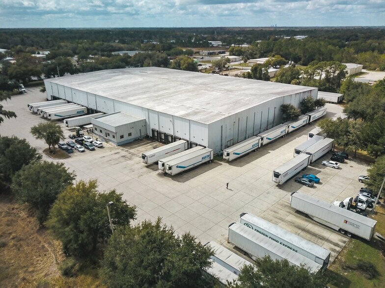 More Photos Of 3610 W Main St, Leesburg Warehouse For Sale