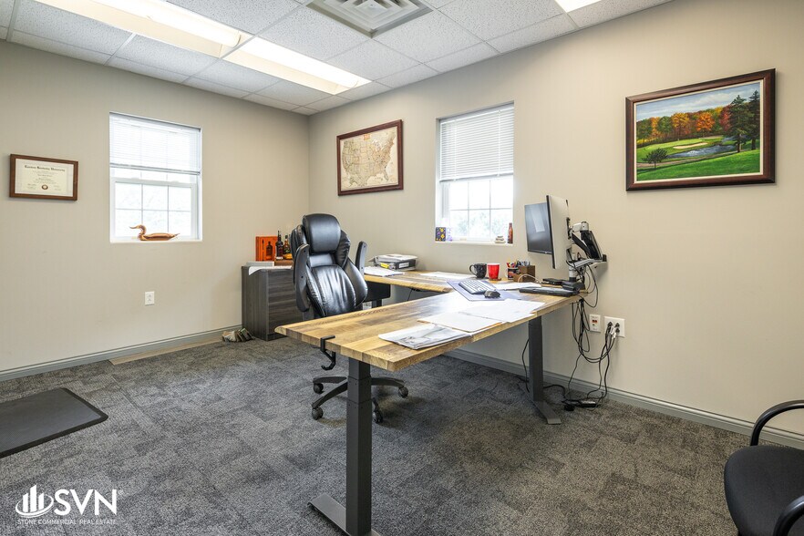 More Photos Of 1708 Jaggie Fox Way, Lexington Office For Sale