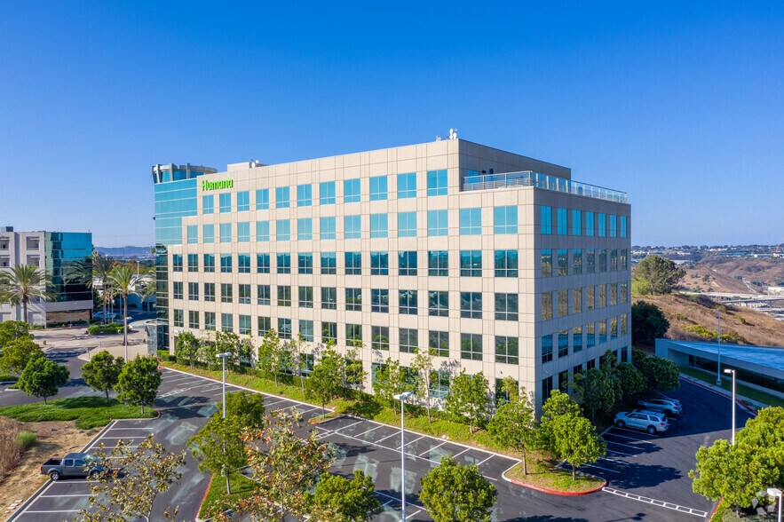 More Photos Of 10188 Telesis Ct, San Diego Unknown For Lease