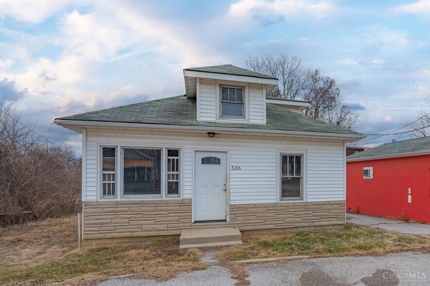 More Photos Of 536 Old State Route 74, Cincinnati Storefront Retail Residential For Sale