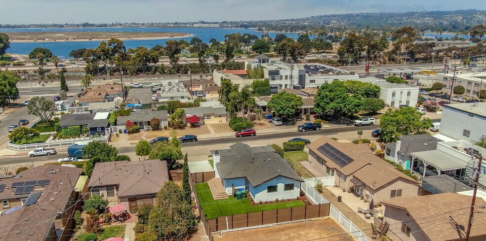 More Photos Of 2419 Chicago St, San Diego Apartments For Sale