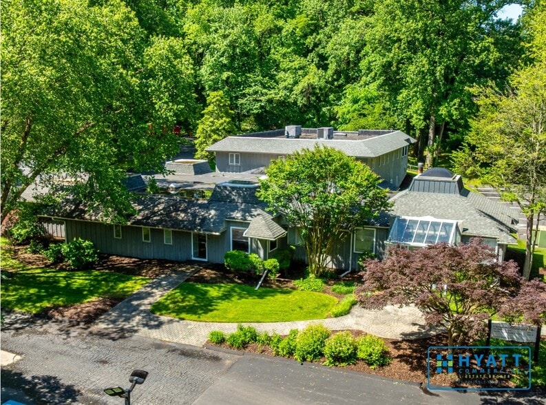 Primary Photo Of 1300 Ritchie Hwy, Arnold Office For Sale