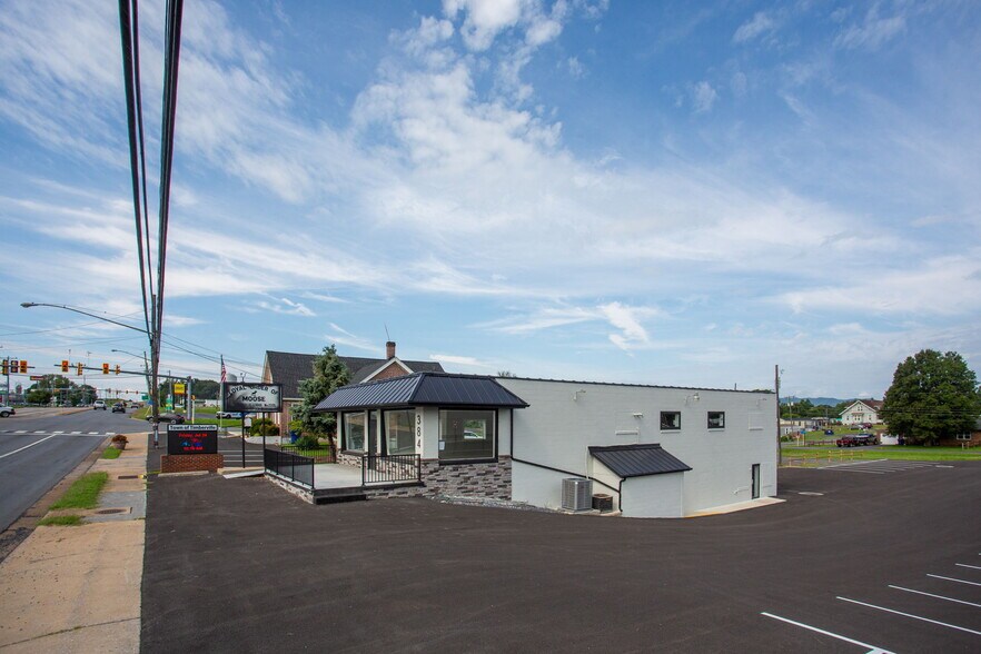 Primary Photo Of 384 Main st, Timberville Freestanding For Lease