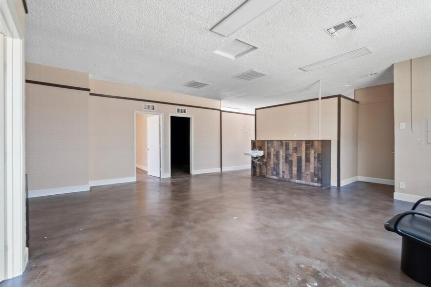 More Photos Of 4141 E Gettysburg Ave, Fresno Freestanding For Sale