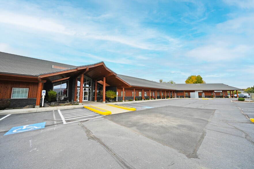 More Photos Of 3909 Creekside Loop, Yakima Medical For Lease