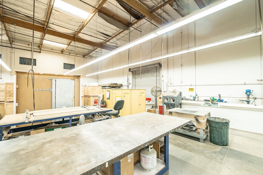 More Photos Of 231 W Blueridge Ave, Orange Manufacturing For Sale