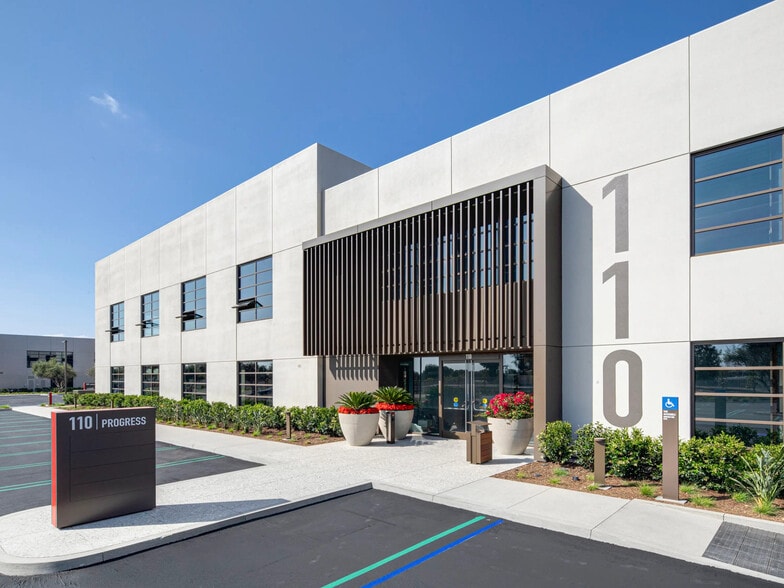 More Photos Of 100 Progress, Irvine Unknown For Lease