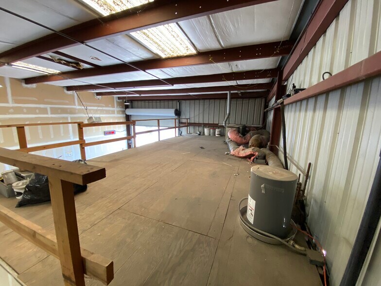More Photos Of 1503 Lone Palm Ave, Modesto Warehouse For Lease