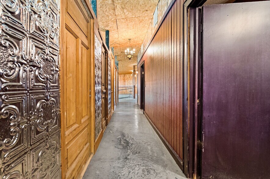 More Photos Of 2412 Usener Rd rd, Fredericksburg Winery Vineyard For Sale