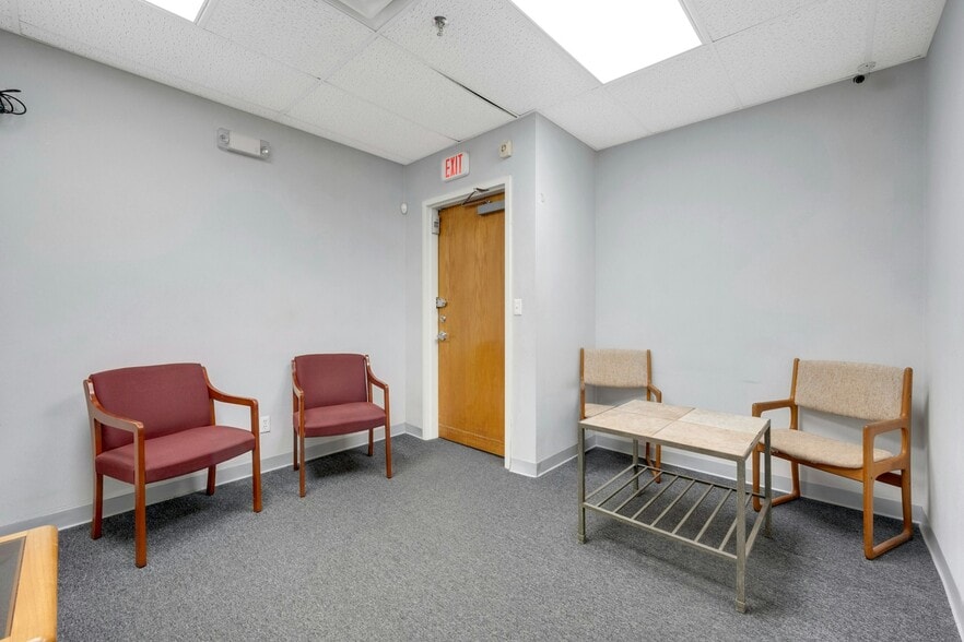More Photos Of 970 N Broadway, Yonkers Medical For Sale