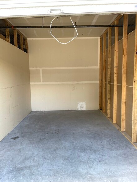 More Photos Of , Abbotsford Specialty For Sale