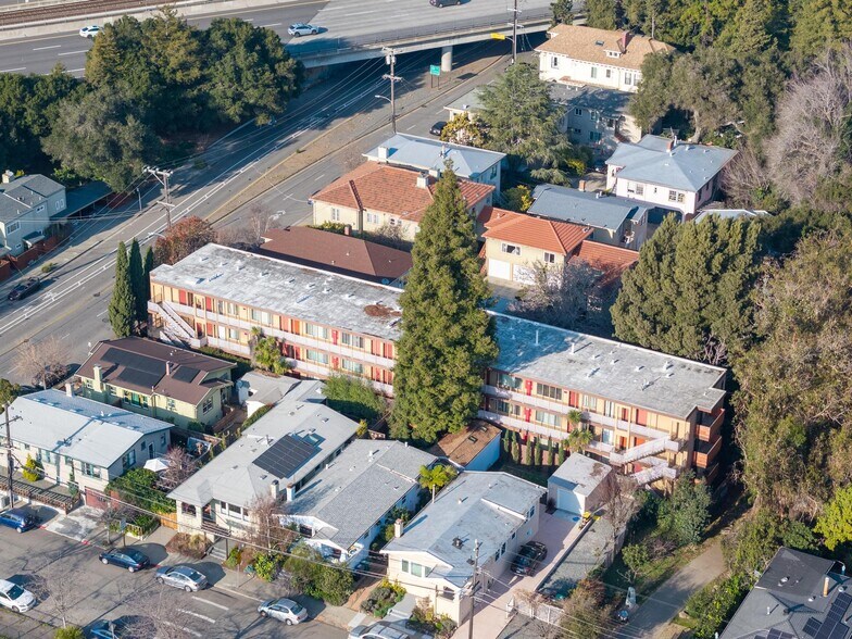 More Photos Of 5412 Claremont Ave, Oakland Apartments For Sale