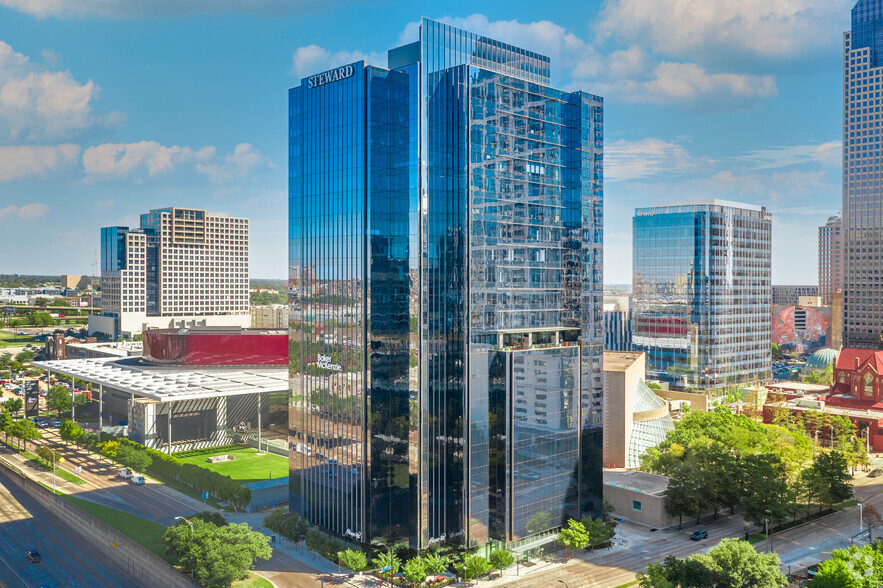 Primary Photo Of 1900 N Pearl St, Dallas Office For Lease