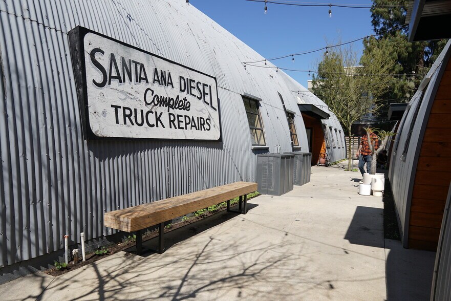 More Photos Of 730 Poinsettia St, Santa Ana Unknown For Lease