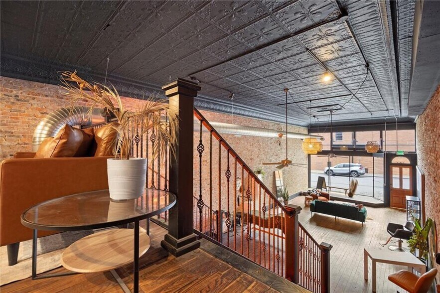 More Photos Of 104-106 W Pearl St, Harrisonville Freestanding For Sale