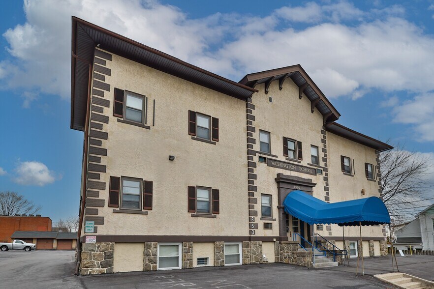 Primary Photo Of 353 Broad St, Emmaus Apartments For Sale