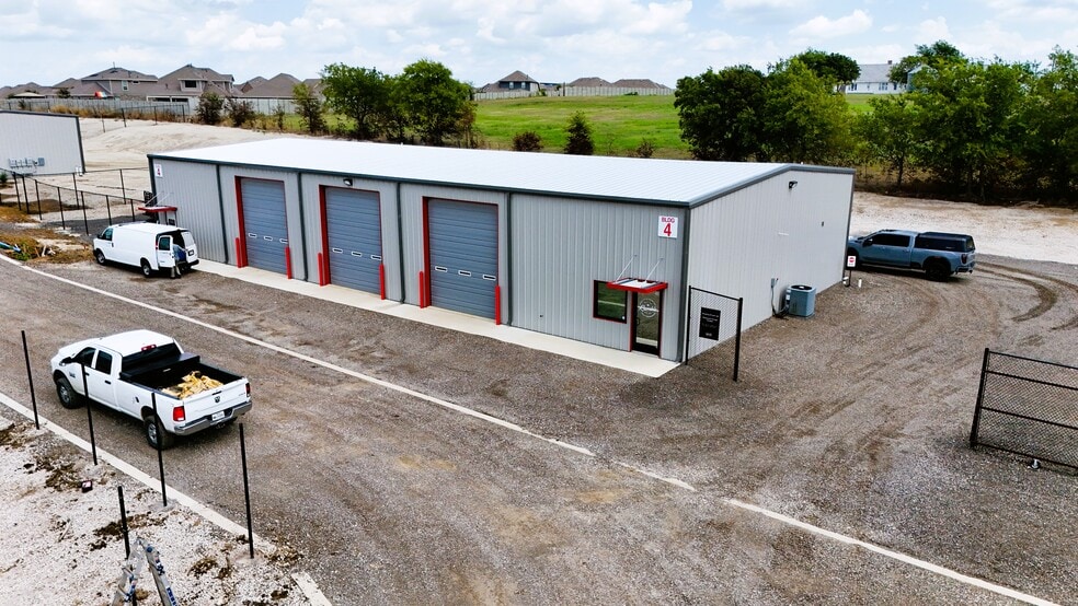 More Photos Of 7515 Faught Rd, Argyle Light Distribution For Lease