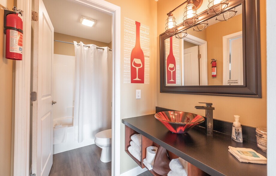 More Photos Of 1435 Main st, Grafton Specialty For Sale