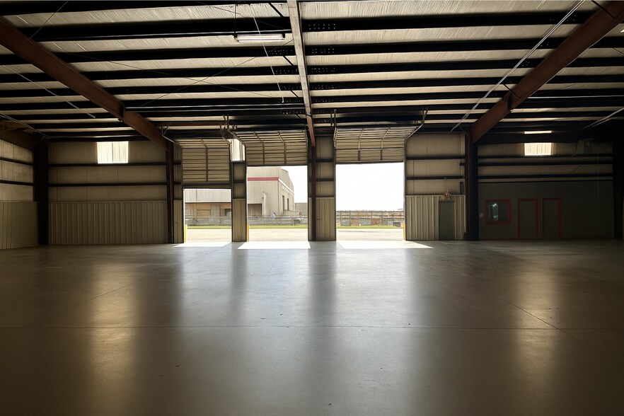 More Photos Of 34294 Sunset Ln, Brookshire Warehouse For Sale