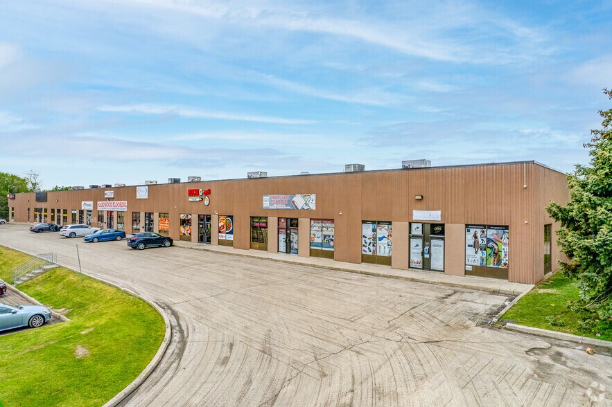 More Photos Of 1275 Morningside Ave, Toronto Warehouse For Lease
