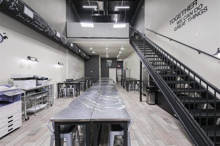 More Photos Of 8218 Casa Verde Rd, Laredo Storefront Retail Office For Lease