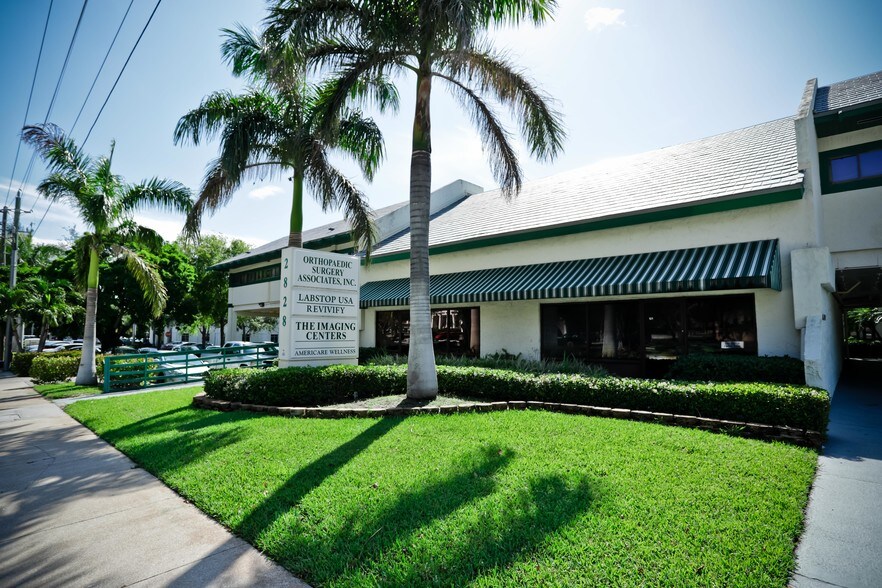 More Photos Of 2828 S Seacrest Blvd, Boynton Beach Medical For Lease