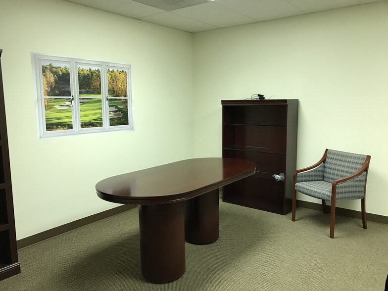 More Photos Of 5455 W Grand Ave, Gurnee Office For Lease