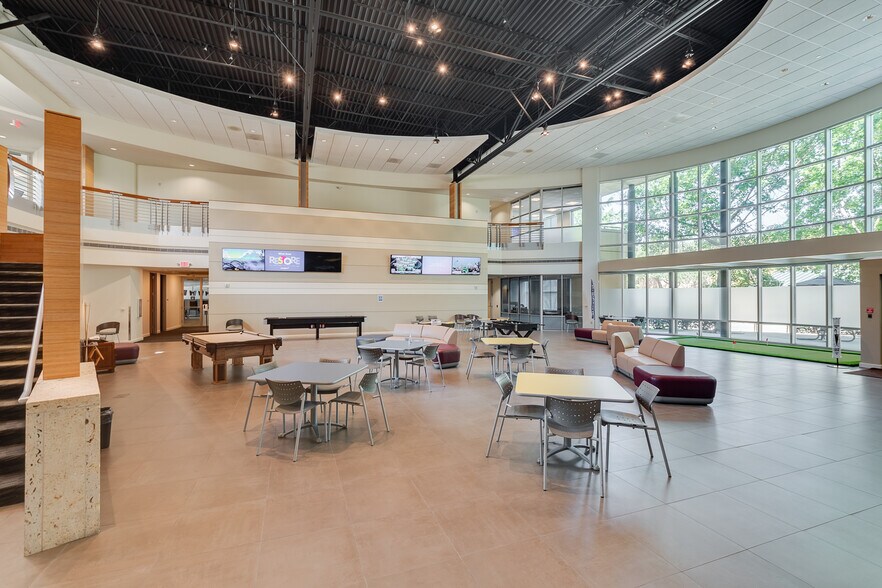 More Photos Of 830 S Greenville Ave, Allen Office For Lease