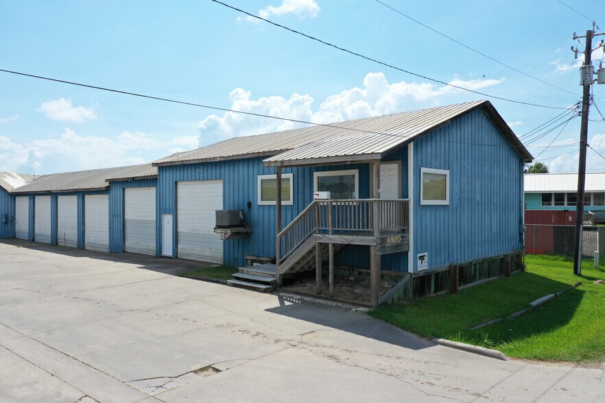 More Photos Of 4820 Pean St, Galveston Warehouse For Sale